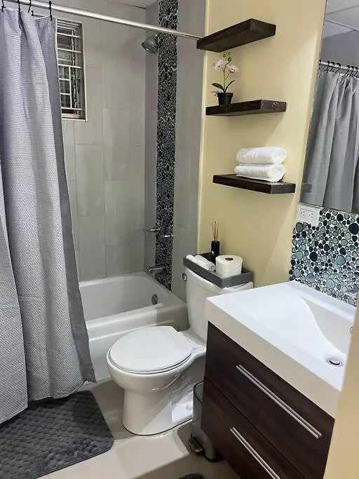 Apartamento Quiet Central Muse Kingston